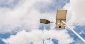 road solar light with solar panl